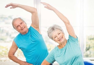 مکمل پروتئین سالمندان: راهنمای دارویی برای افزایش عضله و قدرت